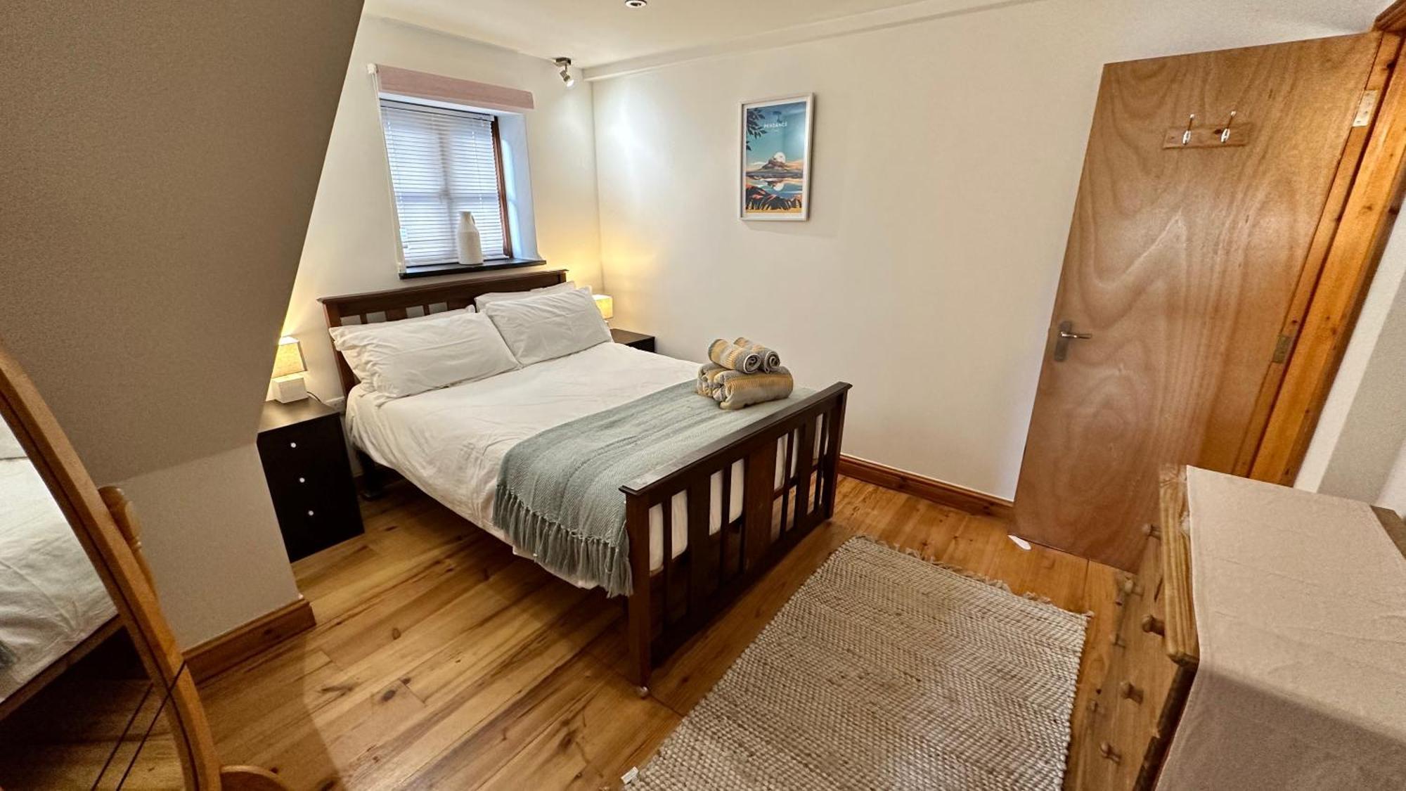 Penthouse 3 - Spacious Harbourside Apartment With Stunning Sea Views 彭赞斯 外观 照片