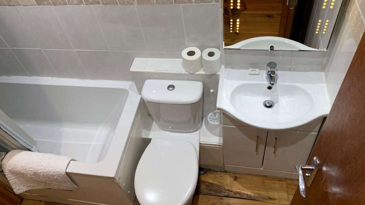 Penthouse 3 - Spacious Harbourside Apartment With Stunning Sea Views 彭赞斯 外观 照片